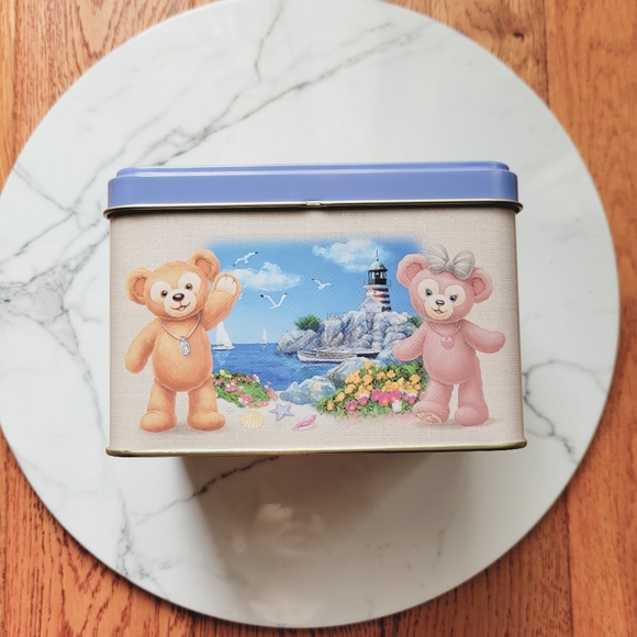 Tokyo Disney Sea Limited Edition Duffy Cookie Tin - Picture 2 of 7